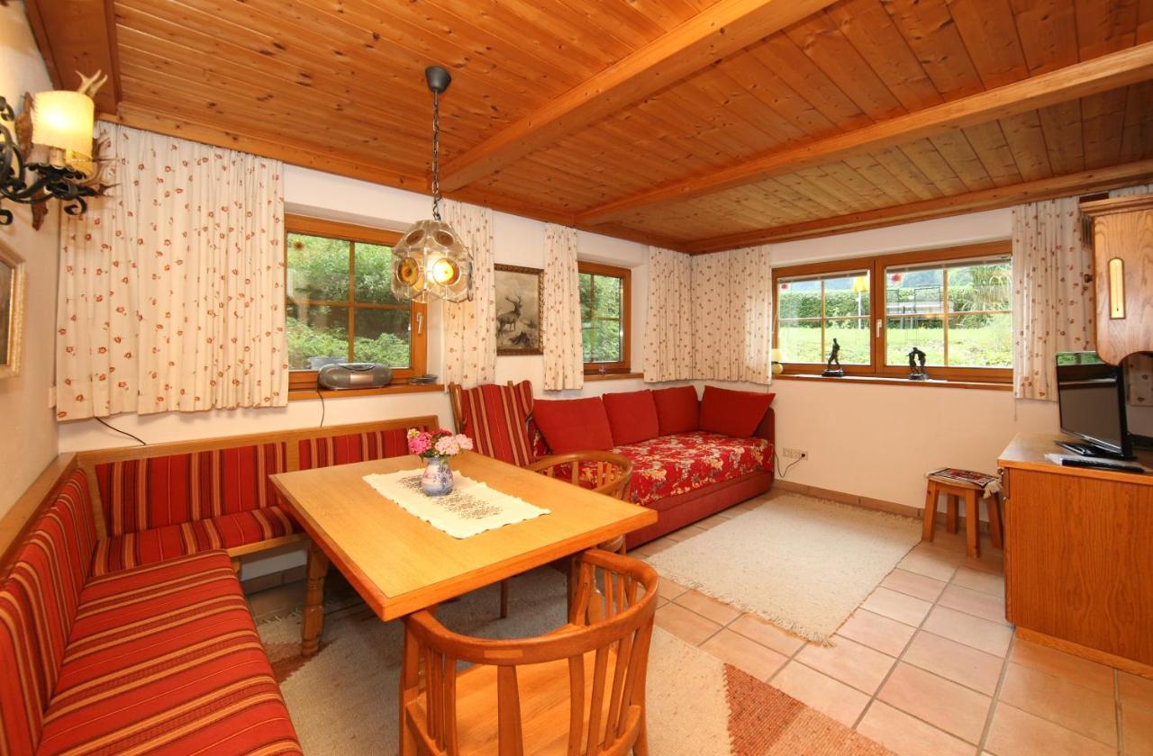 Gartenwohnung Robinigg Maishofen Kültér fotó
